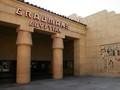 Netflix Dikabarkan Bakal Beli Bioskop Bersejarah di Hollywood