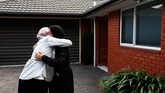 Meski sudah empat pekan berlalu, jemaah di dua masjid di Christchurch masih ragu untuk kembali beribadah di sana. (REUTERS/Edgar Su)