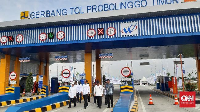 Resmikan Tol Pasuruan-Probolinggo, Jokowi Ingin Ekonomi Laju