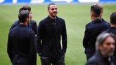 Bek Juventus Leonardo Bonucci memantau Stadion Johan Cruijff Arena. Bonucci akan menjadi andalan lini belakang Juventus saat melawan Ajax. (REUTERS/Piroschka Van De Wouw)
