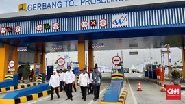 Jokowi Tanggapi Santai Tuduhan Tol Tak Pangkas Biaya Logistik