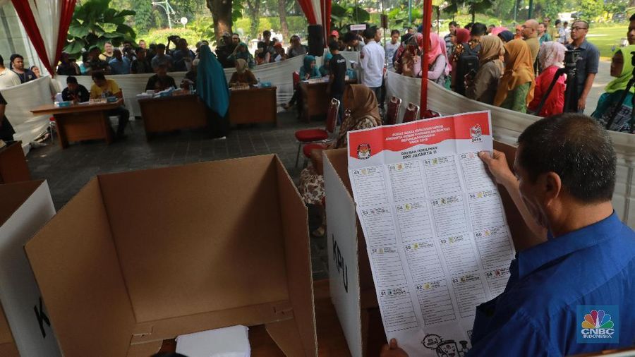 Laporan itu disampaikan Ketua Panwaslu Kuala Lumpur Yaza Azzahara ketika dikonfirmasi detikcom, Kamis (11/4/2019).