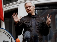 Pendiri WikiLeaks Julian Assange Ditangkap di London