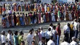 India hari ini menggelar pemilihan umum untuk memilih anggota legislatif. (REUTERS/Rupak De Chowdhuri)