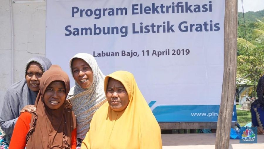 Diawali dengan pemberian akses listrik gratis ke 11 ribu rumah tangga di Dusun Rangko, Kabupaten manggarai, Nusa tenggara timur