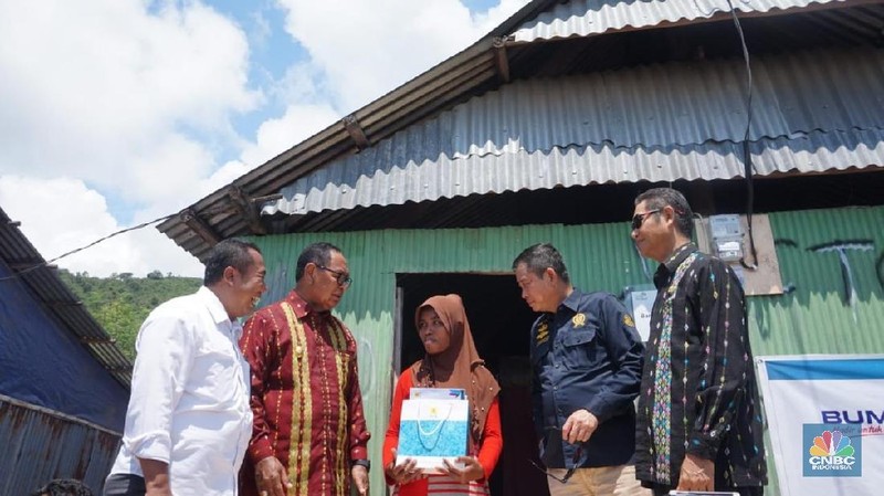 Diawali dengan pemberian akses listrik gratis ke 11 ribu rumah tangga di Dusun Rangko, Kabupaten manggarai, Nusa tenggara timur