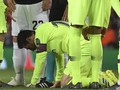 FOTO: Detik-detik Lionel Messi Berdarah Dihajar Smalling