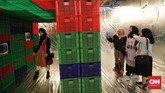 Pameran ini dibuka mulai 21 Maret lalu hingga 28 April mendatang. Tersedia mulai pukul 10.00 hingga 22.00, tiket masuknya dijual seharga Rp100 ribu hingga Rp130 ribu. (CNNIndonesia/Adhi Wicaksono)