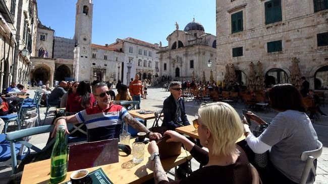 Dilema 'Kaki Lima' dan Pejalan Kaki di Dubrovnik