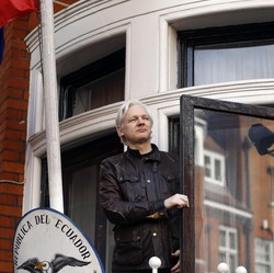 AS Ingin 'Bawa Pulang' Bos WikiLeaks Julian Assange