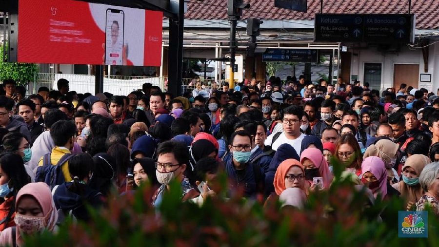Keluh kesah penumpang kereta Commuter Line.