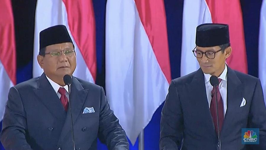 Calon Presiden Nomor Urut 02 Prabowo Subianto menyayangkan jatuhnya rasio pajak terhadap PDB atau tax ratio yang saat ini hanya 10,6%.
