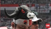 Massa pro-Jokowi-Ma'ruf Amin memadati Stadion Utama Gelora Bung Karno (GBK), dalam gelaran Kampanye Akbar paslon para pendukung paslon 01 di hibur dengan pagelaran musik.Jakarta, Kamis 11 April 2019. CNN Indonesia/Andry Novelino