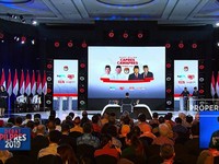 Masa Tenang Dimulai, Jokowi & Sandiaga Pilih Umrah
