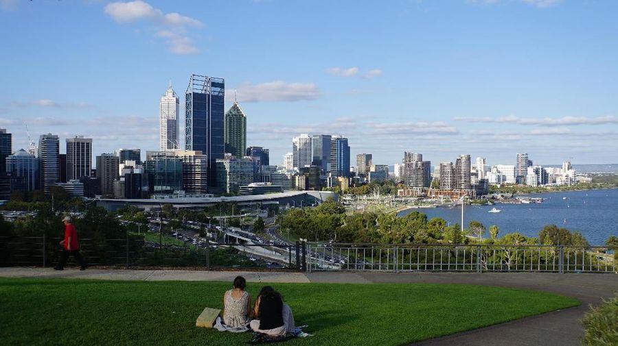 Mengunjungi Australia Barat tidak lengkap rasanya jika tidak mengunjungi sejumlah taman kota yang merupakan terbesar di dunia.
