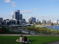 Inilah Taman Kota Terbesar Dunia, Kings Park di Perth