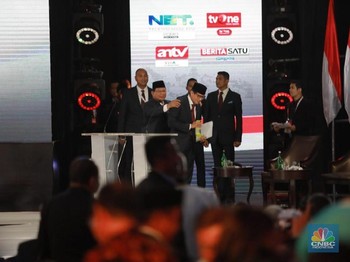 Penutup: Sandi tak Ambil Gaji, Prabowo Sindir Freeport