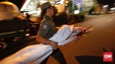 Ketua Bawaslu DKI Jakarta Muhammad Jufri seluruh alat peraga kampanye akan disimpan di gudang satpol PP. (CNNIndonesia/Adhi Wicaksono)