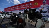 Pada Minggu (14/4), pemilu 2019 sendiri sedang memasuki masa tenang yang akan berlangsung hingga 16 April. Pada masa tenang ini titik berat pada pengamanan dan menjaga kelancaran pemilu serentak pada Rabu nanti. (ANTARA FOTO/Sigid Kurniawan).