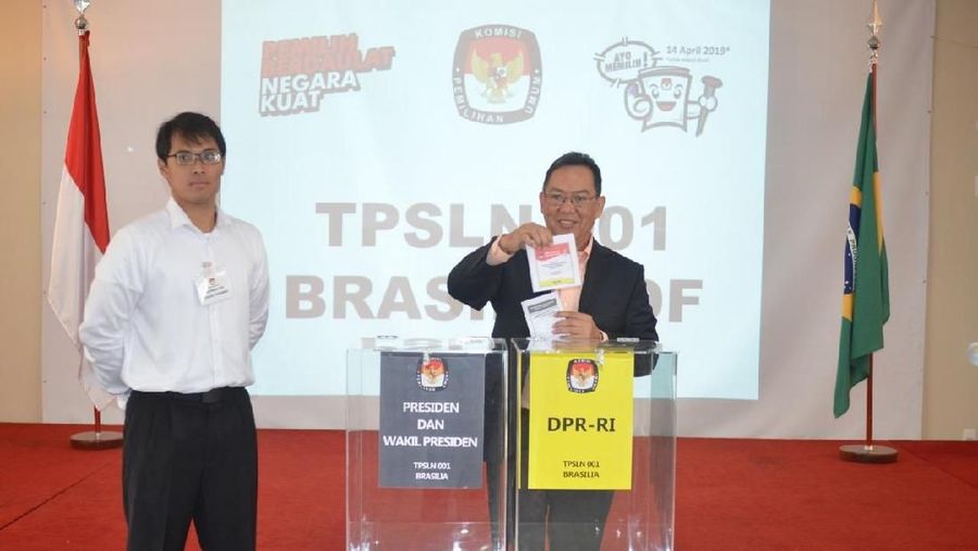 Panitia Pemilihan Luar Negeri (PPLN) Brasilia telah menyelenggarakan pemungutan suara untuk Pemilu Serentak 2019 di Brasilia, Brazil, Minggu (14/4/2019).