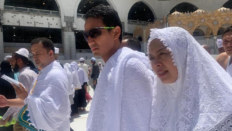 Paslon Presiden 02 Prabowo Subianto dan Sandiaga Salahuddin Uno mengisi masa tenang pemilu ini dengan kegiatan tersendiri.
