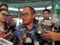 Semua Deputi Sudah Berhenti, Tinggal Aloysius Belum Terima SK
