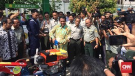 Kementan Uji Coba Biodiesel 100 Persen pada Traktor