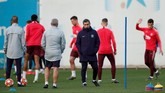 Ernesto Valverde dan anak asuhnya sudah memiliki keunggulan 1-0 atas Manchester United berkat kemenangan di Stadion Old Trafford. (REUTERS/Albert Gea)