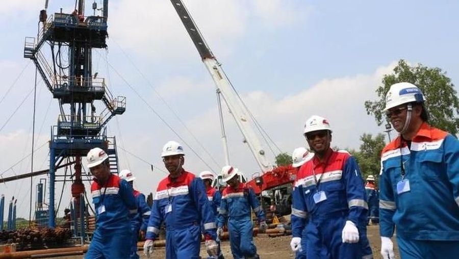 Pasokan gas ke pembangkit milik PLN dan jaringan gas rumah tangga PGN terdampak akibat terbakarnya kilang gas Pertamina 