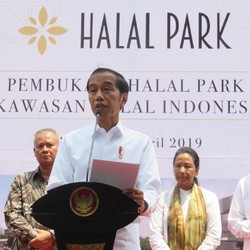 Jokowi: Raja Salman Setuju Kuota Haji Ditambah 10 Ribu Orang