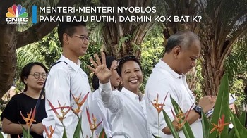 Gaya Santai Para Menteri Saat Nyoblos di TPS