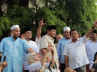 Saat Kubu Prabowo Ragukan Keunggulan Jokowi di Quick Count