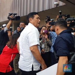 Turut Melawat Sutopo di China, Luhut: Beliau Orang Baik
