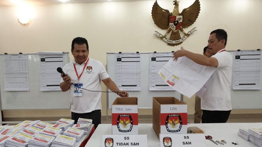 perhitungan hasil suara Pemilu di luar negeri akan dilakukan pada 17 April waktu setempat, bersamaan dengan perhitungan di Indonesia.