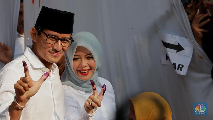 Setelah pasangan capres-cawapres Joko Widodo-Ma'ruf Amin diunggulkan dalam quick count, saham PT Saratoga Investama Sedaya Tbk anjlok.