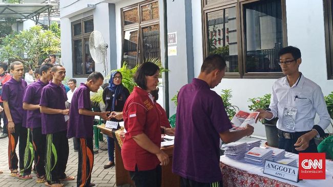 Penderita Gangguan Jiwa Keluhkan Banyak Gambar Caleg 2019