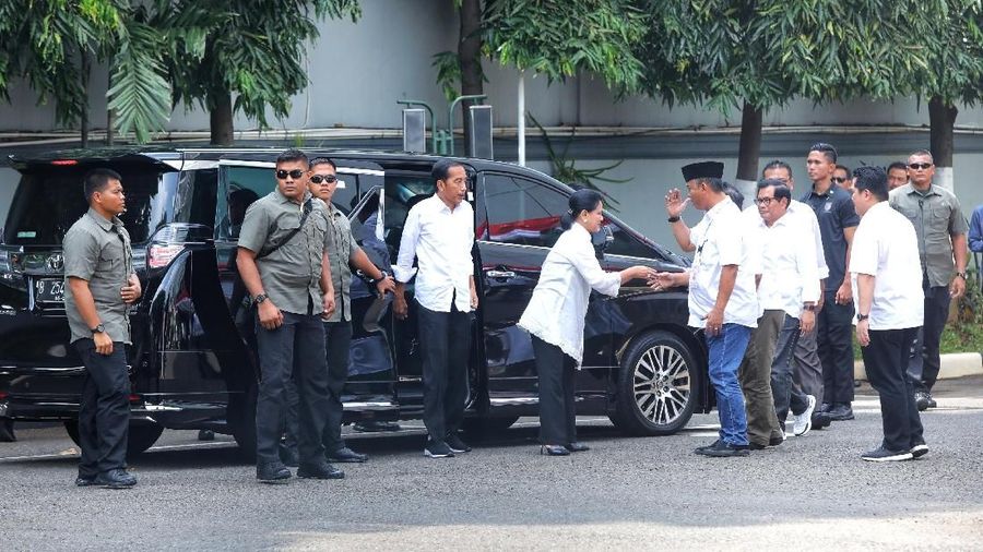 Calon Presiden Nomor Urut 01 Joko Widodo (Jokowi) pada hari ini, Rabu (17/4/2019) menggunakan hak pilihnya di TPS 008, Gambir.