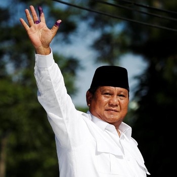 Teriakan 'Prabowo Presiden' Menggema Usai Prabowo Mencoblos