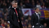 Ole Gunnar Solskjaer gagal menghadirkan keajaiban di Camp Nou, tempat bersejarah baginya saat masih jadi pemain. (REUTERS/Sergio Perez)