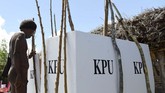 Antusias serupa terlihat pada warga di Distrik Kurulu Wamena, Jayawijaya, Papua, Rabu (17/4/2019). (ANTARA FOTO/Yusran Uccang)