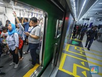 Besok MRT Berlaku Tarif Normal, Ini Rincian Harganya!