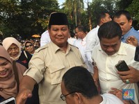 Prabowo Muncul Lagi: Kita Menang 62%!