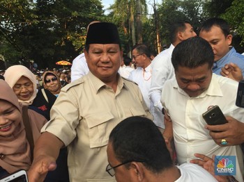 Prabowo Muncul Lagi: Kita Menang 62%!