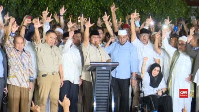 Kertanegara Bergemuruh, Pendukung Teriak 'Prabowo Presiden'