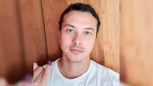 Nicholas Saputra Tepati Janji Unggah Selfie Usai Nyoblos