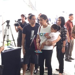 Celana Pendek & Sandal Jepit, Ini Gaya Mencoblos Bos Gojek