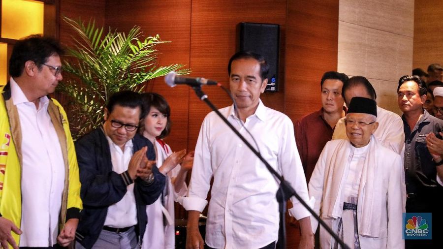 Pasangan calon presiden nomor urut 01 Joko Widodo dan Ma'ruf Amin unggul terhadap saingannya Prabowo Subianto-Sandiaga Uno dalam pemilu luar negeri di Jerman.
