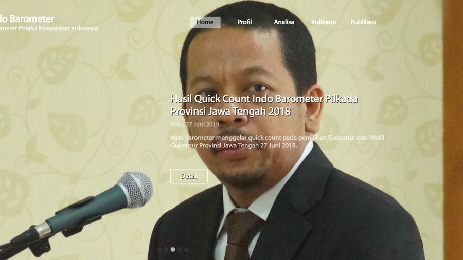 Situs lembaga suvei Indo Barometer sempat di-hack oleh hacker yang menyebut dirinya Bemidi.