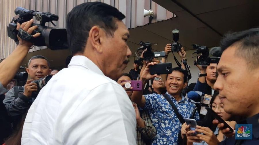 Rapor Luhut: Kebanyakan Urusan, Konektivitas Kalah Kencang