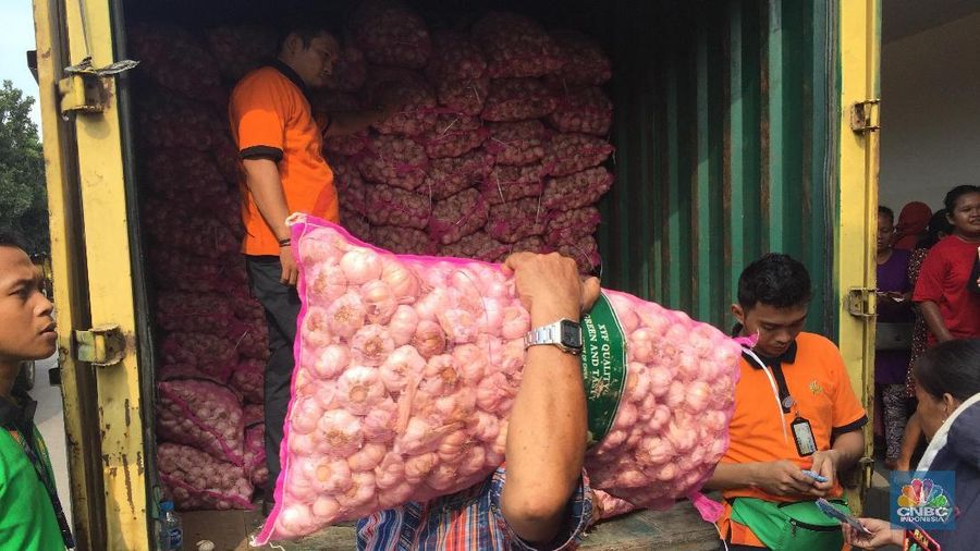 Kementerian Perdagangan telah menerbitkan Persetujuan Impor (PI) bawang putih sejumlah 115.765 ton kepada 8 perusahaan importir swasta.